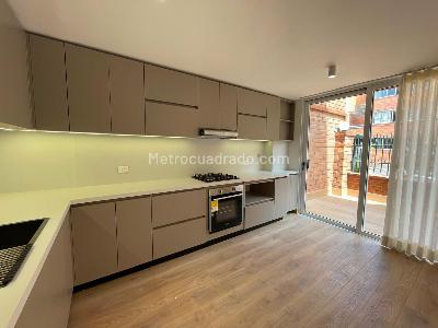 Apartamento de 3 alcobas en venta en Laureles, Medellín, 155 m² · foto 5 de 18