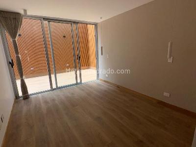 Apartamento de 3 alcobas en venta en Laureles, Medellín, 155 m² · foto 8 de 18