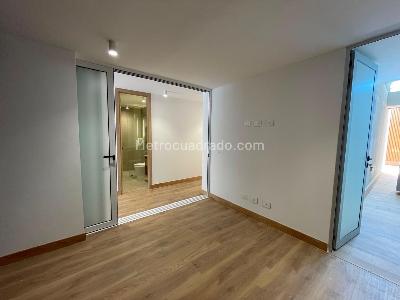 Apartamento de 3 alcobas en venta en Laureles, Medellín, 155 m² · foto 9 de 18