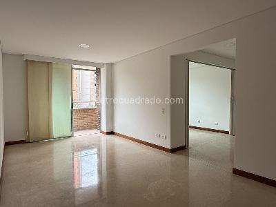 Apartamento de 2 alcobas en arriendo en Laureles, Medellín, 88 m² · foto 3 de 17