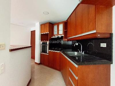 Apartamento de 2 alcobas en arriendo en Laureles, Medellín, 88 m² · foto 8 de 17