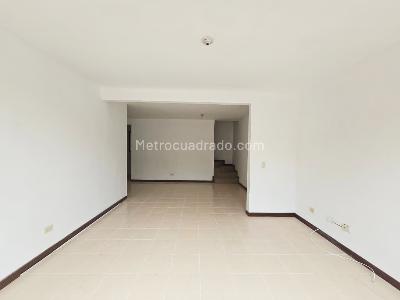 Casa de 4 alcobas en venta en Belen, Medellín, 50 m² · foto 3 de 20