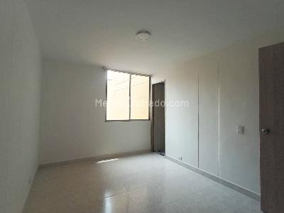 Apartamento de 3 alcobas en venta en Laureles, Medellín, 95 m² · foto 10 de 19
