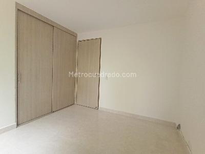 Apartamento de 3 alcobas en venta en Laureles, Medellín, 95 m² · foto 13 de 19