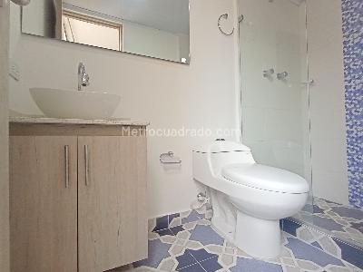 Apartamento de 3 alcobas en venta en Laureles, Medellín, 95 m² · foto 17 de 19