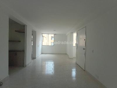 Apartamento de 3 alcobas en venta en Laureles, Medellín, 95 m² · foto 3 de 19