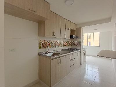 Apartamento de 3 alcobas en venta en Laureles, Medellín, 95 m² · foto 4 de 19