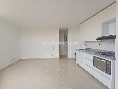Apartamento en venta en La America, Medellín · foto 2 de 16