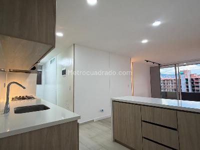 Apartamento de 3 alcobas en venta en Trinidad, Medellín, 86 m² · foto 4 de 12