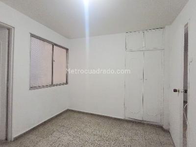 Apartamento de 5 alcobas en venta en Laureles, Medellín, 140 m² · foto 10 de 20