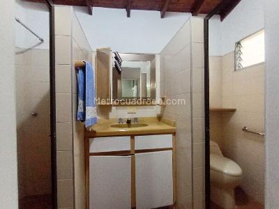 Apartamento de 5 alcobas en venta en Laureles, Medellín, 140 m² · foto 18 de 20