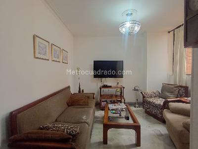 Apartamento de 3 alcobas en venta en Laureles, Medellín, 154 m² · foto 7 de 19
