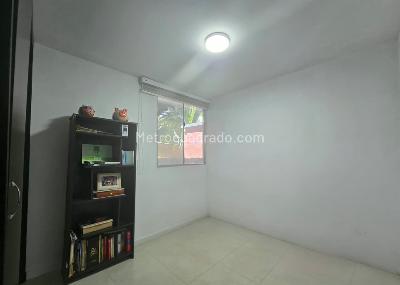 Apartamento de 3 alcobas en venta en La Hondonada, Medellín, 68 m² · foto 10 de 16