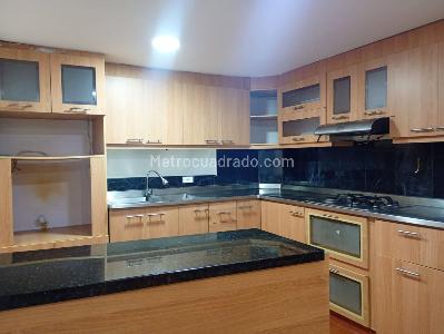 Casa de 5 alcobas en venta en Santa Teresita, Medellín, 204 m² · foto 15 de 20