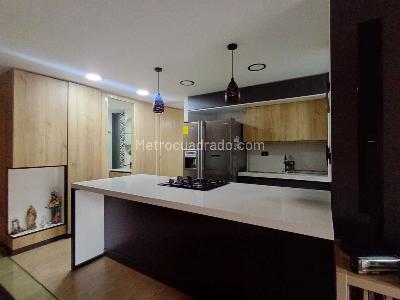 Apartamento de 2 alcobas en venta en Laureles, Medellín, 65 m² · foto 4 de 20