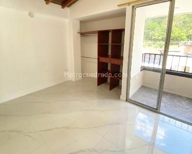 Apartamento de 3 alcobas en arriendo en Fátima, Medellín, 120 m² · foto 8 de 11