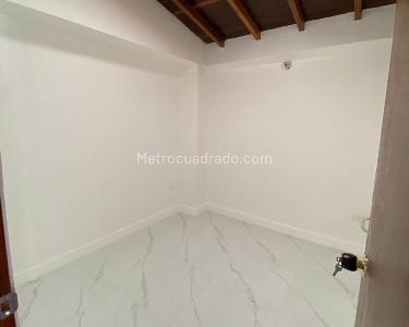 Apartamento de 3 alcobas en arriendo en Fátima, Medellín, 120 m² · foto 9 de 11