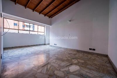 Apartamento de 4 alcobas en venta en Laureles, Medellín, 210 m² · foto 13 de 20