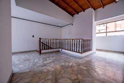 Apartamento de 4 alcobas en venta en Laureles, Medellín, 210 m² · foto 4 de 20