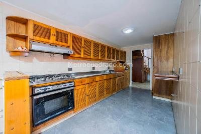 Apartamento de 4 alcobas en venta en Laureles, Medellín, 210 m² · foto 5 de 20