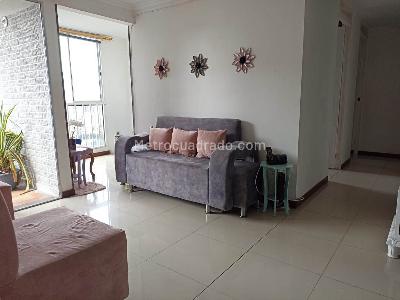 Apartamento de 3 alcobas en venta en El Rincón, Medellín, 67 m² · foto 2 de 14