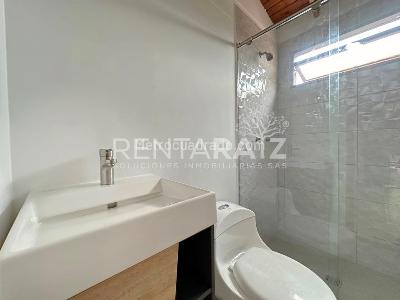 Casa en venta en Intermedia, Envigado · foto 8 de 17