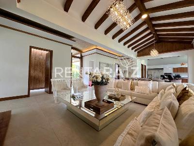 Casa de 4 alcobas en arriendo en Llano Grande Cabeceras, Medellín, 400 m² · foto 11 de 20