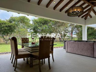 Casa de 4 alcobas en arriendo en Llano Grande Cabeceras, Medellín, 400 m² · foto 14 de 20