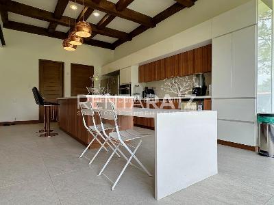 Casa de 4 alcobas en arriendo en Llano Grande Cabeceras, Medellín, 400 m² · foto 16 de 20