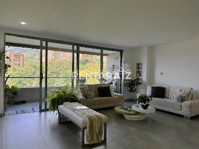 Apartamento de 3 alcobas en venta en Loma De Las Brujas, Envigado, 157 m² · foto 3 de 20