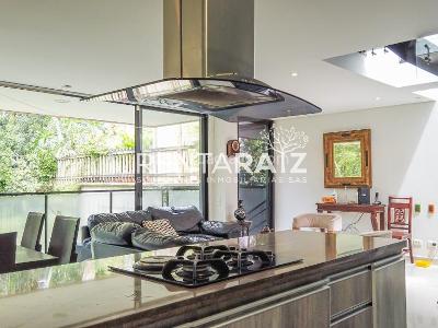Casa de 4 alcobas en venta en Loma Del Chocho, Envigado, 400 m² · foto 13 de 20