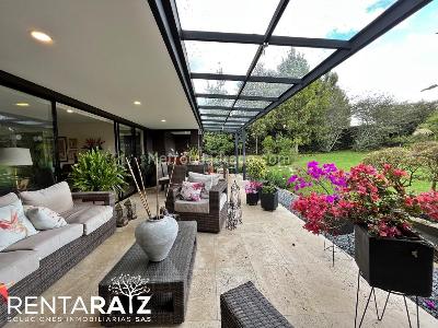 Casa de 3 alcobas en venta en Alto De Palmas, Envigado, 364 m² · foto 2 de 20