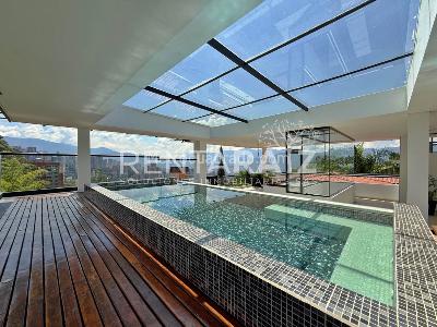 Casa de 5 alcobas en venta en El Poblado, Medellín, 900 m² · foto 5 de 20