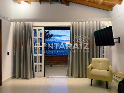 Casa en venta en Loma Del Chocho, Envigado · foto 10 de 20