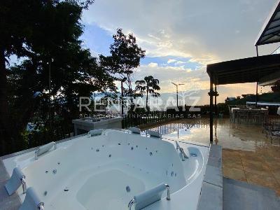 Casa de 5 alcobas en venta en Las Palmas, Medellín, 587 m² · foto 4 de 20