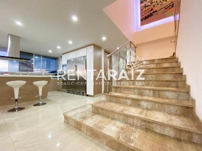Casa de 5 alcobas en venta en Las Palmas, Medellín, 587 m² · foto 5 de 20