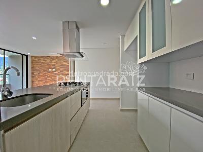 Apartamento en venta en Loma De Las Brujas, Envigado · foto 6 de 19