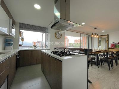 Apartamento de 3 alcobas en venta en Cumbres, Envigado, 140 m² · foto 3 de 17