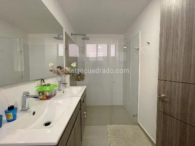 Apartamento de 3 alcobas en venta en Cumbres, Envigado, 140 m² · foto 16 de 17
