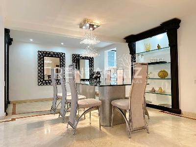 Casa de 4 alcobas en arriendo en Loma De Los Parra, Medellín, 340 m² · foto 9 de 20