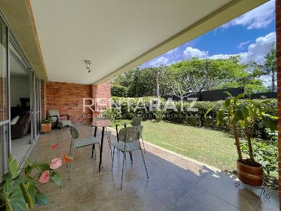 Casa de 3 alcobas en arriendo en San Lucas, Medellín, 243 m² · foto 5 de 20