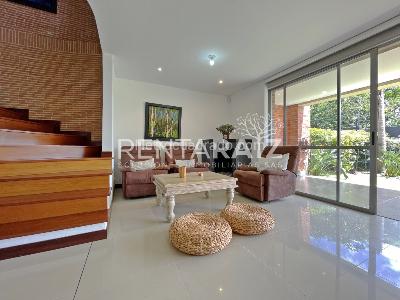 Casa de 3 alcobas en arriendo en San Lucas, Medellín, 243 m² · foto 7 de 20