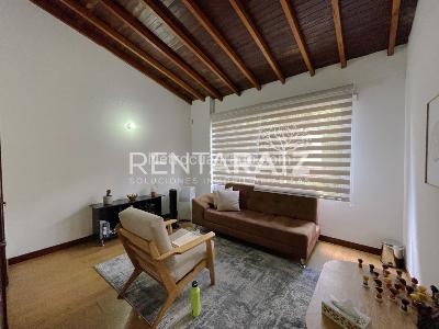 Casa de 3 alcobas en arriendo en San Lucas, Medellín, 243 m² · foto 16 de 20