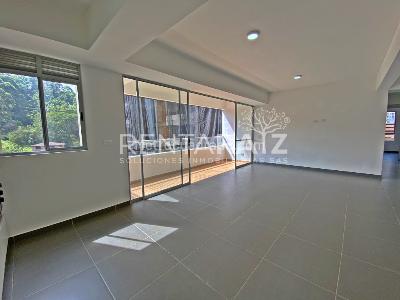 Apartamento de 3 alcobas en venta en Las Lomitas, Sabaneta, 91 m² · foto 4 de 17