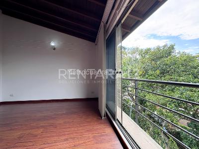 Casa de 3 alcobas en venta en Loma Del Chocho, Envigado, 247 m² · foto 8 de 20