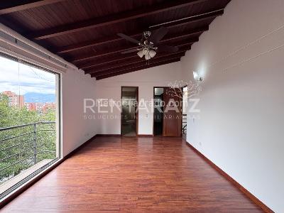 Casa de 3 alcobas en venta en Loma Del Chocho, Envigado, 247 m² · foto 9 de 20