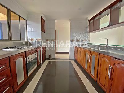 Apartamento de 4 alcobas en venta en Belen Loma De Los Bernal, Medellín, 156 m² · foto 7 de 20