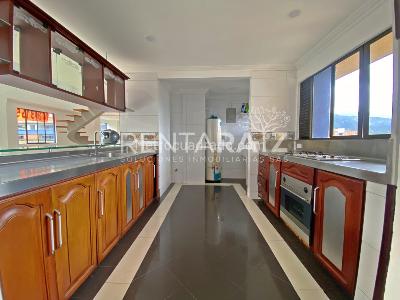Apartamento de 4 alcobas en venta en Belen Loma De Los Bernal, Medellín, 156 m² · foto 8 de 20