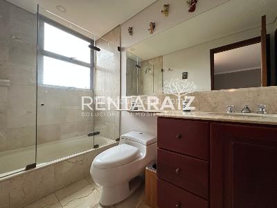 Apartamento en venta en El Poblado, Medellín · foto 18 de 20
