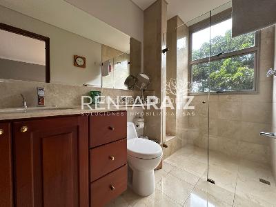 Apartamento en venta en El Poblado, Medellín · foto 20 de 20
